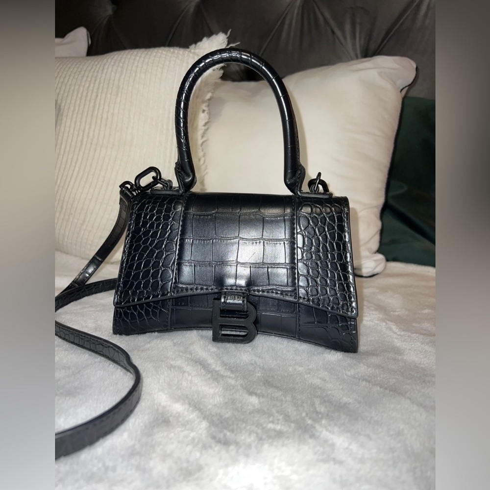 Balenciaga women’s purse